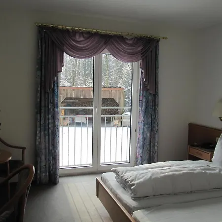 Burgwald Hotel Pasov