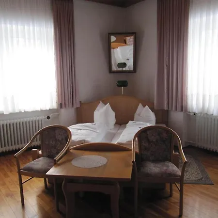 Burgwald 3*