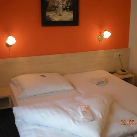 Burgwald Ξενοδοχείο 3*