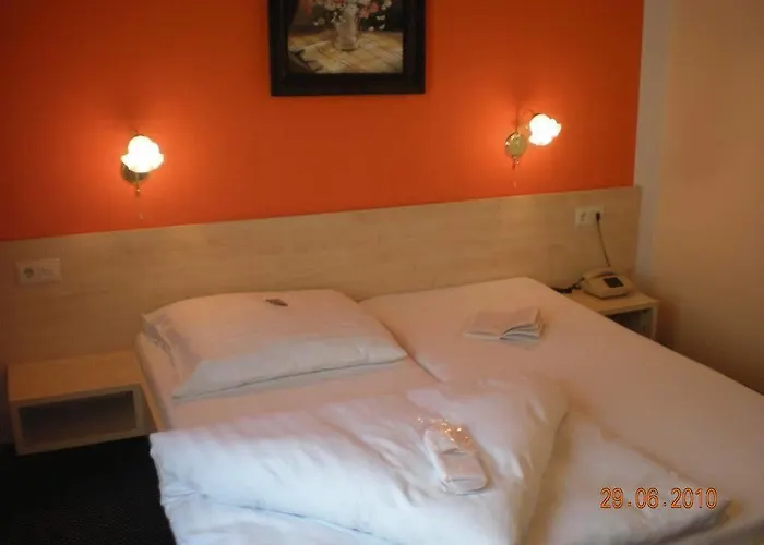 Burgwald Отель 3*